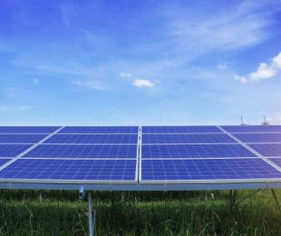 El Gobierno regional autoriza la instalación de tres plantas fotovoltaicas