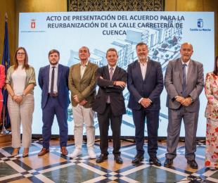 El Gobierno regional ha presentado el proyecto que va a posibilitar la reurbanización de la Calle Carretería y su zona anexa